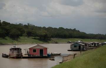 Governo do Amazonas estuda a possibilidade de retirar comunidades das reas de vrzea devido s mudanas climticas  