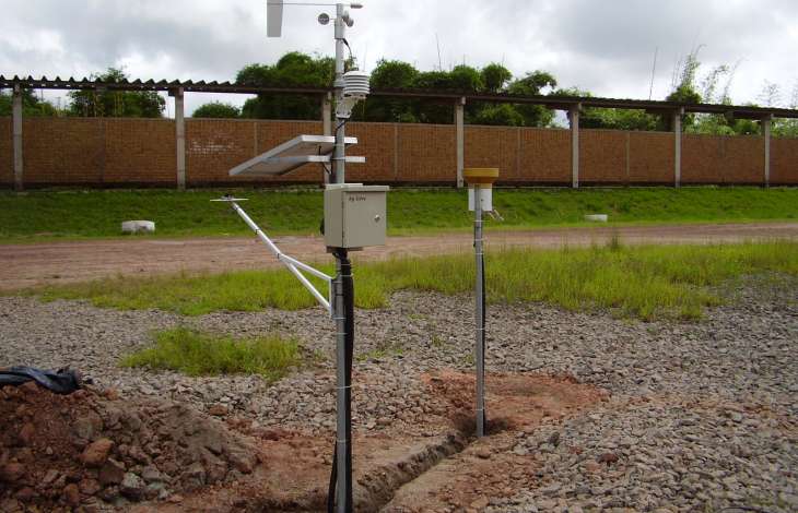 Monitorando Situaes de Risco com Estaes Meteorolgicas