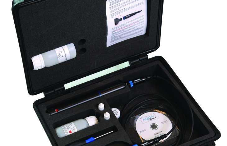 Realize a Amostragem de Baixo Fluxo em guas Subterrneas com uma AP-2000