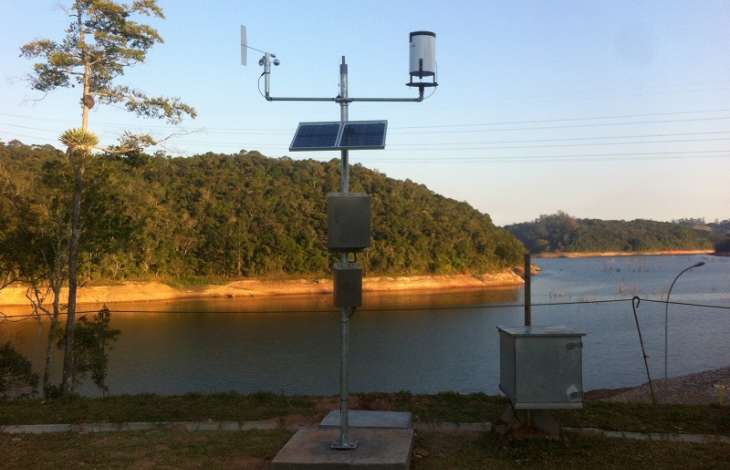 Estaes Linimtricas na prtica