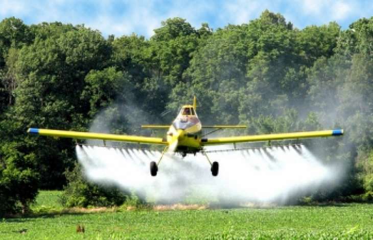 Agrotxicos: poluio invisvel nas guas, no solo e no ar 